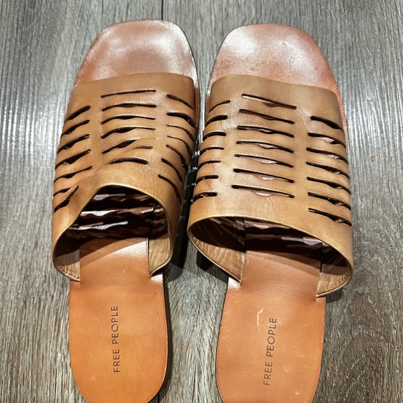FREE PEOPLE Slice Of Sun Sandals / Vachetta - Picture 5 of 6
